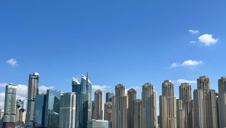 تسجيل 610 صفقة بيع لعقارات في دبي 19 مايو 2026