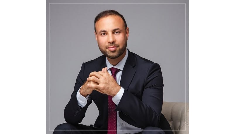فرهاد عزيزي الرئيس التنفيذي لشركة عزيزي للتطوير العقاري