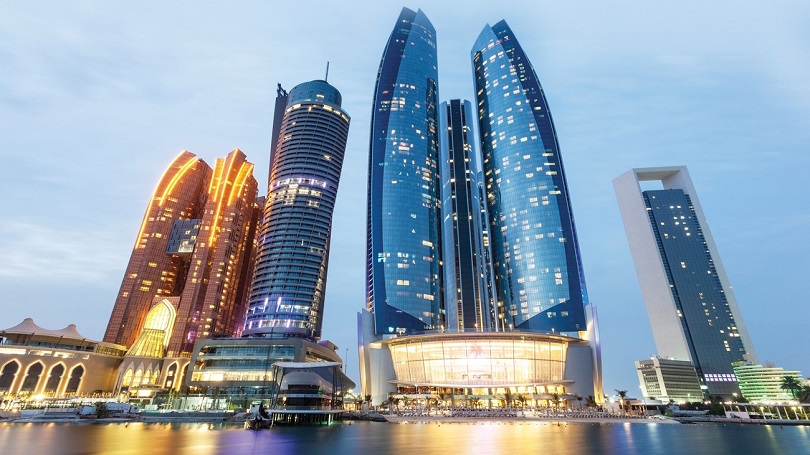 الشركات العقارية في الامارات تعزز استثماراتها بتقنيات العالم الافتراضي
