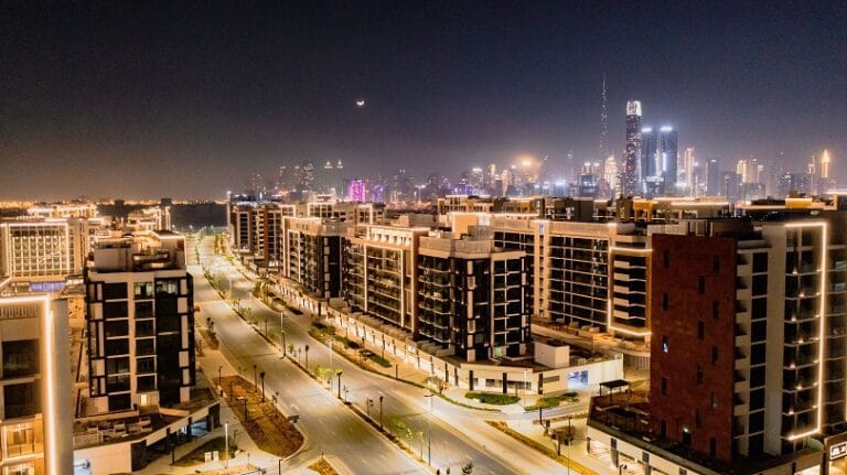 مشروع عزيزي ريفيرا السكني في دبي