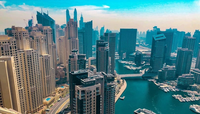 يشهد القطاع العقاري في دبي زخماً كبيراً