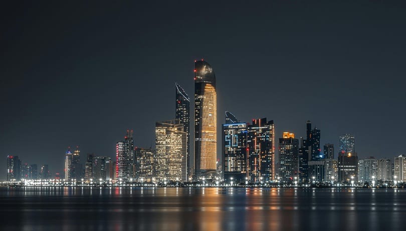 2.5 مليار دولار مبيعات العقارات الجاهزة في أبوظبي خلال 2024