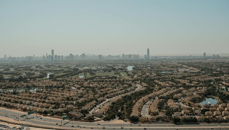 توقعات بتسليم 118401 شقة جديدة في دبي بحلول 2028