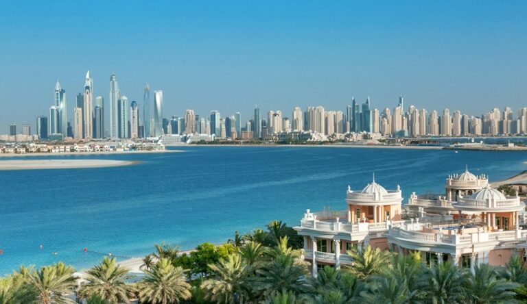 دبي تحافظ على صدارة سوق العقارات الفاخرة في العالم