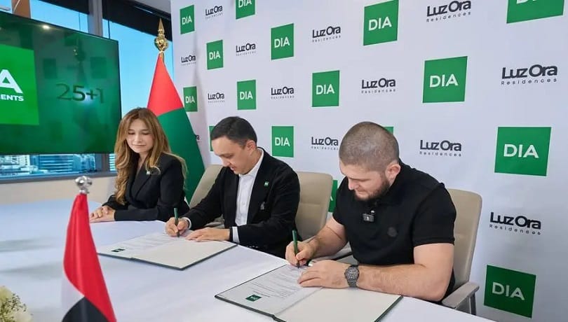 حبيب نورمحمدوف يوقع شراكة مع دي أي إيه لدعم مشاريعها العقارية في الإمارات