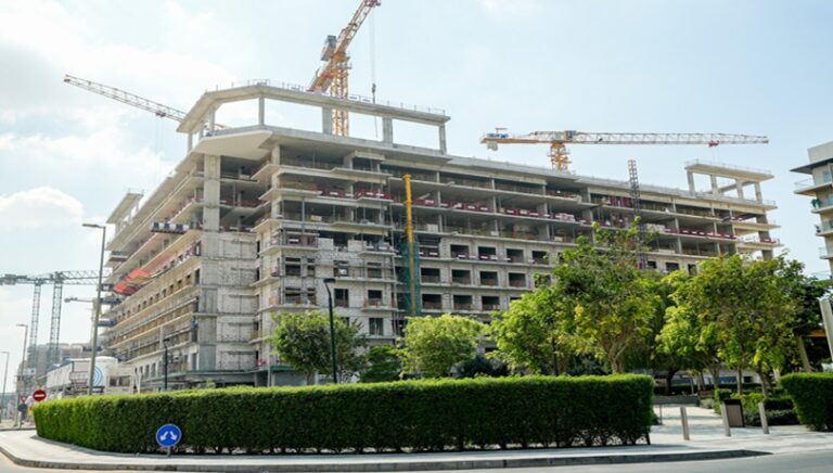 شركة عزيزي تنجز 43% من واحة الشاطئ 2 بدبي