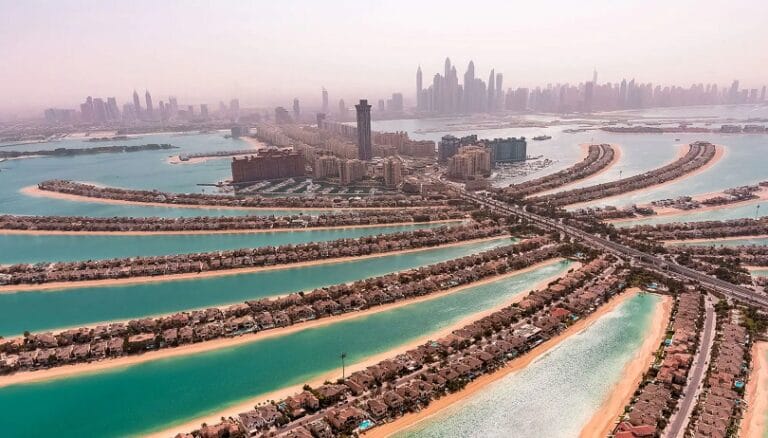 يتزايد اقبال الاثرياء على شراء العقارات في نخلة جميرا