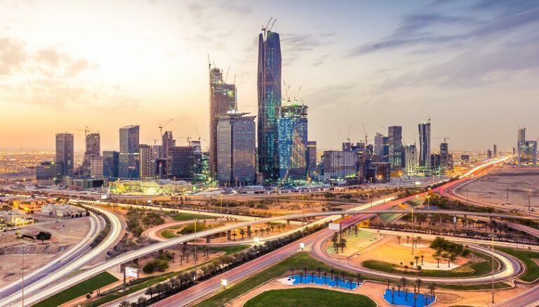 877 مليار دولار قيمة المشاريع العقارية قيد الانشاء في السعودية