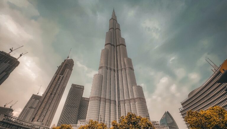 8806 قدم مربع المساحات المكتبية المباعة في برج خليفة اليوم