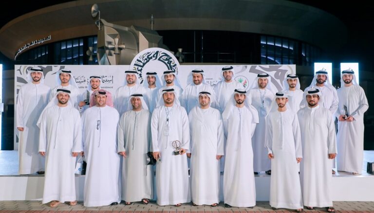 جانب من فعاليات الحفل السنوي الخاص بدائرة التسجيل العقاري بالشارقة