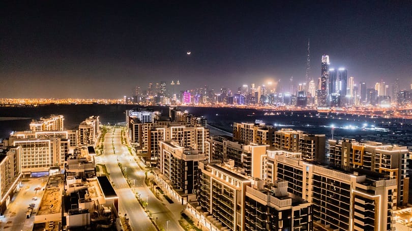 يضم مشروع عزيزي ريفيرا في دبي 75 مبنى توفر  16000 وحدة سكنية