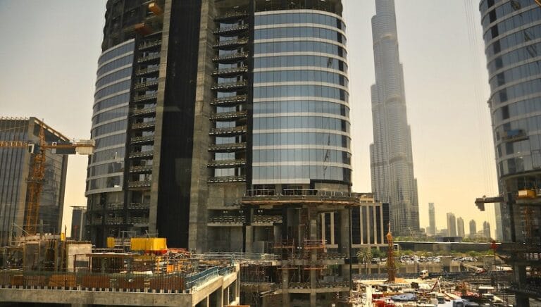 11.4 % نمو عدد المباني قيد الانشاء في دبي العام الماضي مقارنة بـ 2021