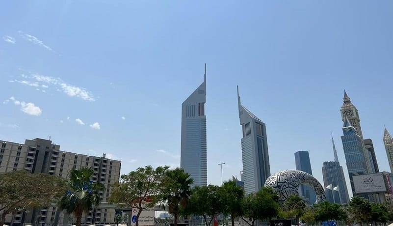 سجلت دبي اليوم 489 صفقة بيع لشقق وفلل و 44 صفقة بيع لأراضٍ