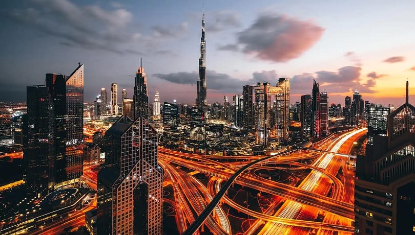 مشاريع فنادق شركة عزيزي ستضيف 20 الف غرفة فندقية في دبي