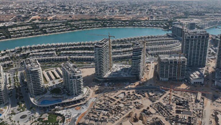 تسارع أعمال البناء في مشاريع شركة رأس الخيمة العقارية