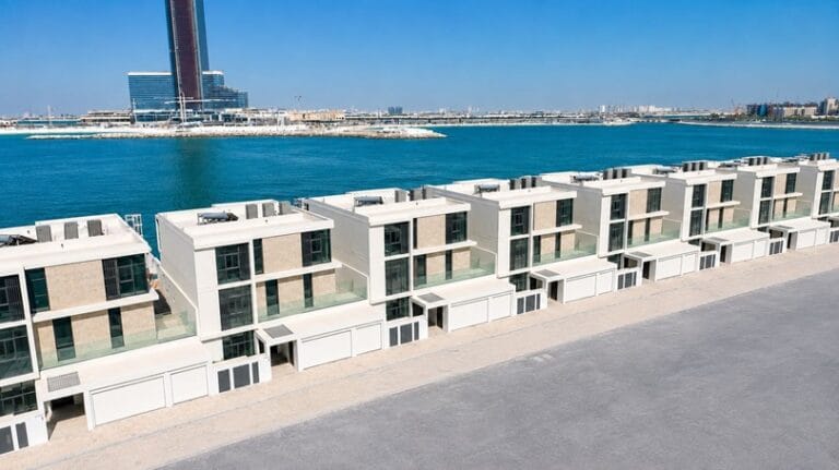 189 فيلا في رأس الخيمة تم تسليمها للمستثمرين في مشروع دانه بيى Danah Bay بجزيرة المرجان