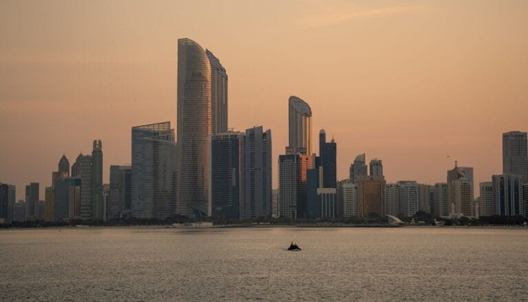 واصل سوق الإيجارات السكنية في أبوظبي أداءه الإيجابي خلال النصف الأول من 2026