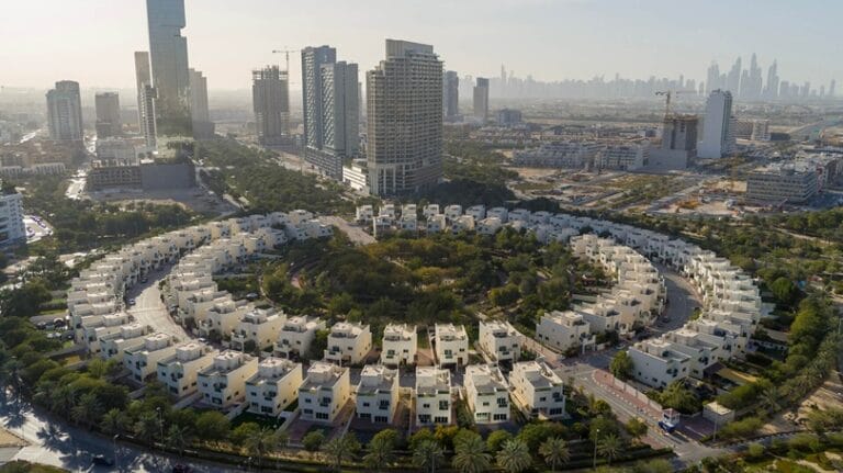 تصدرت قرية جميرا الدائرية مبيعات المحلات التجارية على الخريطة