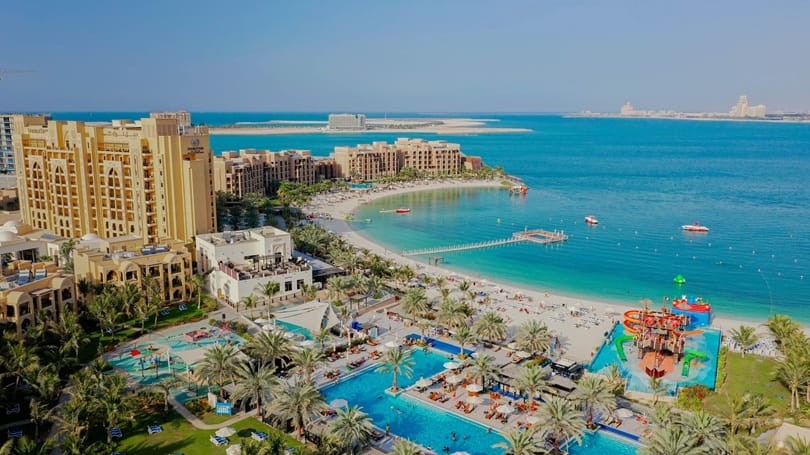 Ras Al Khaimah 3.3 مليار دولار مبيعات العقارات السكنية في رأس الخيمة خلال 2025