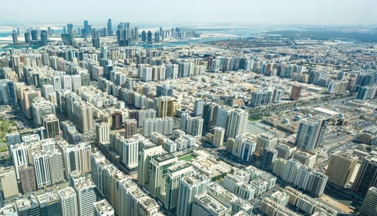 توقعات بدخول 53 ألف وحدة سكنية جديدة إلى سوق العقارات في أبوظبي حتى نهاية 2028