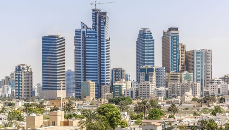 توزعت معاملات البيع العقاري في الشارقة خلال أغسطس على 120 منطقة.
