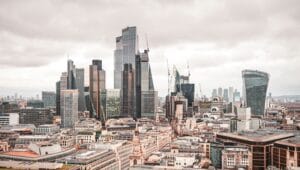 بنوك بريطانية تتيح تمويل شراء عقارات لندن للمقيمين في دول الخليج